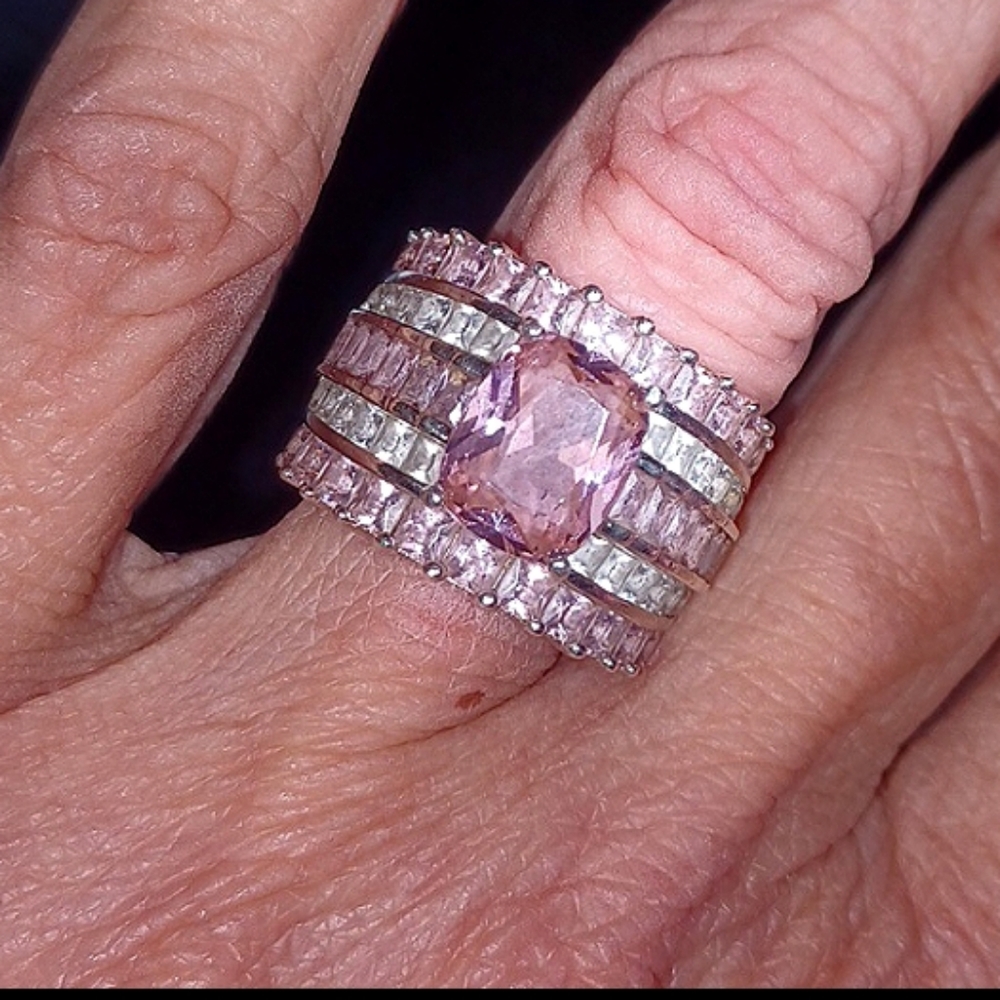 Pink and white,cz.diamond,heavy,thick,925 sterling,ring.Sz.6